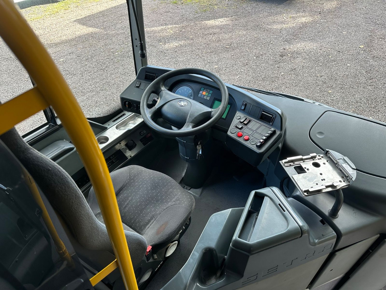 Setra S 415 NF (Euro 5) - City bus: picture 4 Setra S 415 NF (Euro 5) - City bus: picture 4