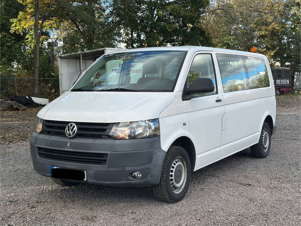 Volkswagen T5 Kombi - Passenger van: picture 1 Volkswagen T5 Kombi - Passenger van: picture 1