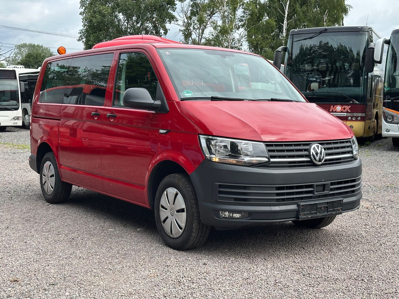 Volkswagen T6 Kombi (PDC Hi*ACC*StandHz*9 Sitzer*AC) - Passenger van: picture 1 Volkswagen T6 Kombi (PDC Hi*ACC*StandHz*9 Sitzer*AC) - Passenger van: picture 1