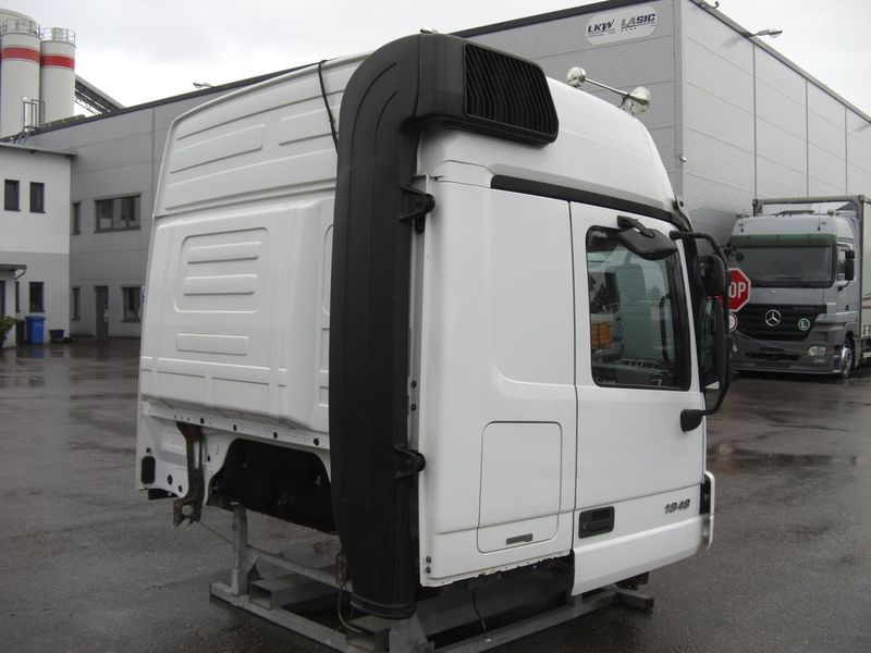 Mercedes-Benz Actros MP2 Megaspace / komplett - Cab: picture 2 Mercedes-Benz Actros MP2 Megaspace / komplett - Cab: picture 2